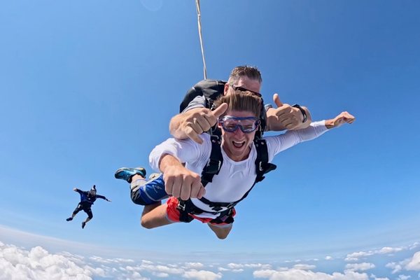 skydive pepperell outside video package